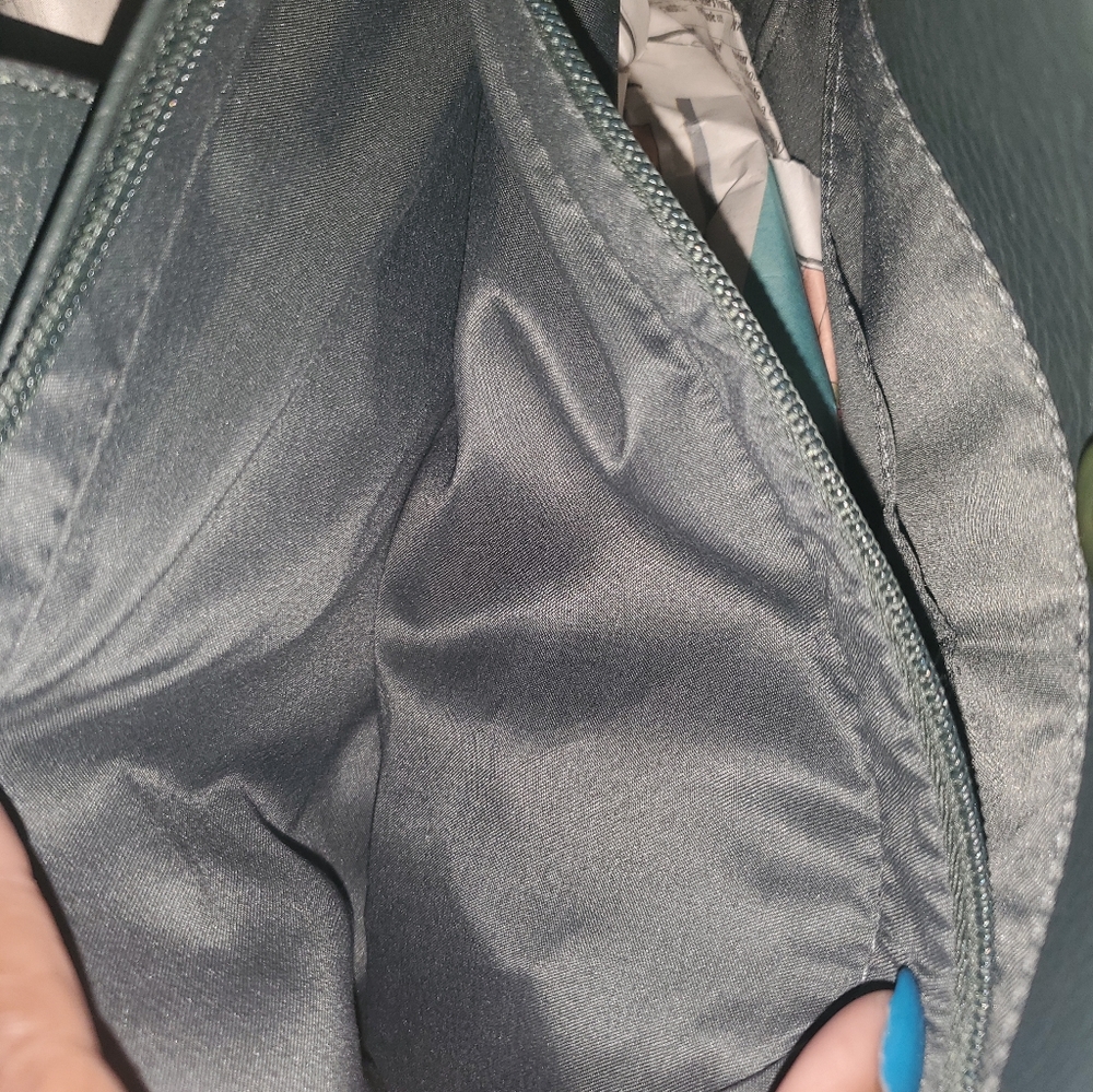 Purse - Picture 4 of 4
